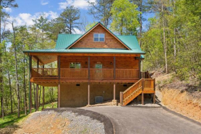 Baby Bear Den Gatlinburg